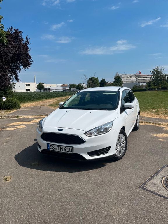 Ford Focus 186.000 km 6.300 € Leinfelden-Echterdingen 70771