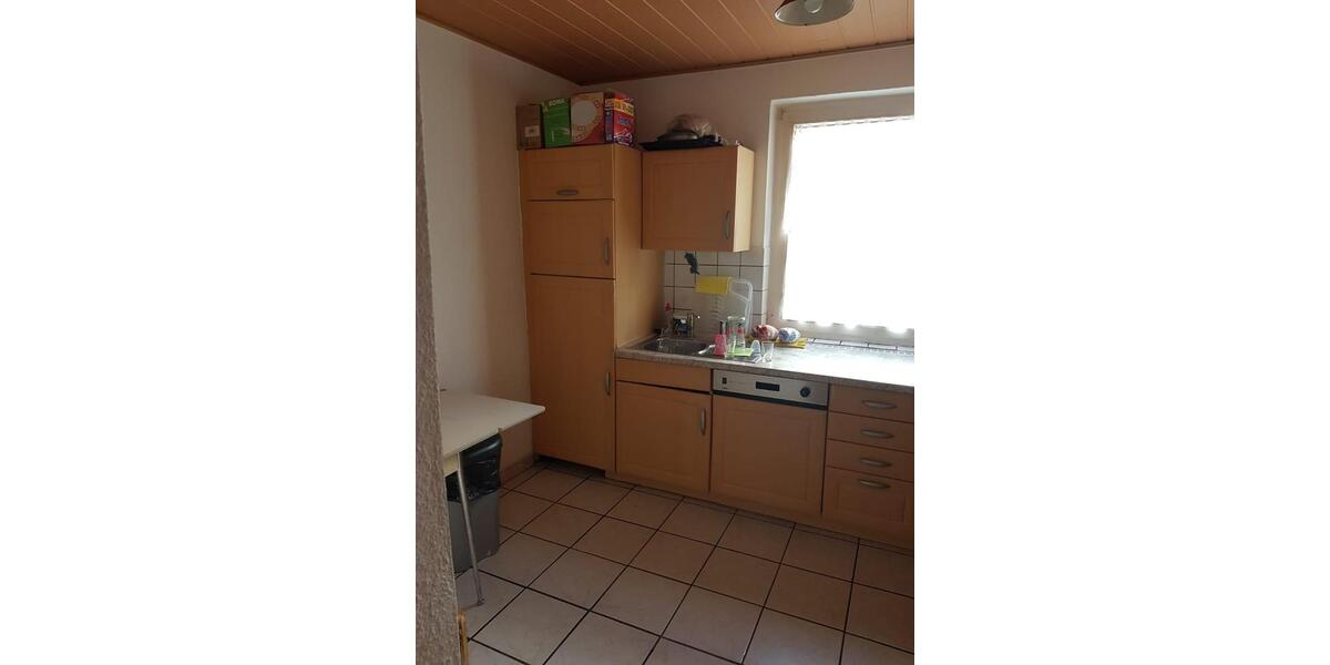 Einfamilienhaus Kornwestheim - 7 Zimmer, 160 m&sup2;, 2.050&euro; | Angebot:24857856