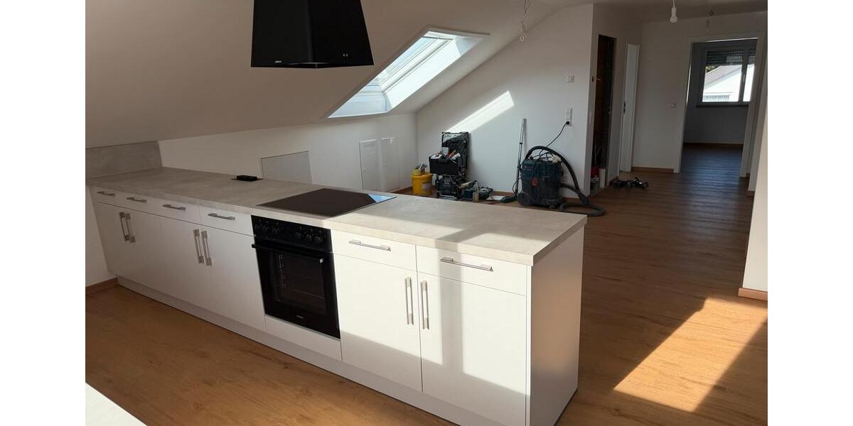 Dachgeschoßwohnung Dußlingen - 2.5 Zimmer, 80 m&sup2;, 1.000&euro; | Angebot:27592938