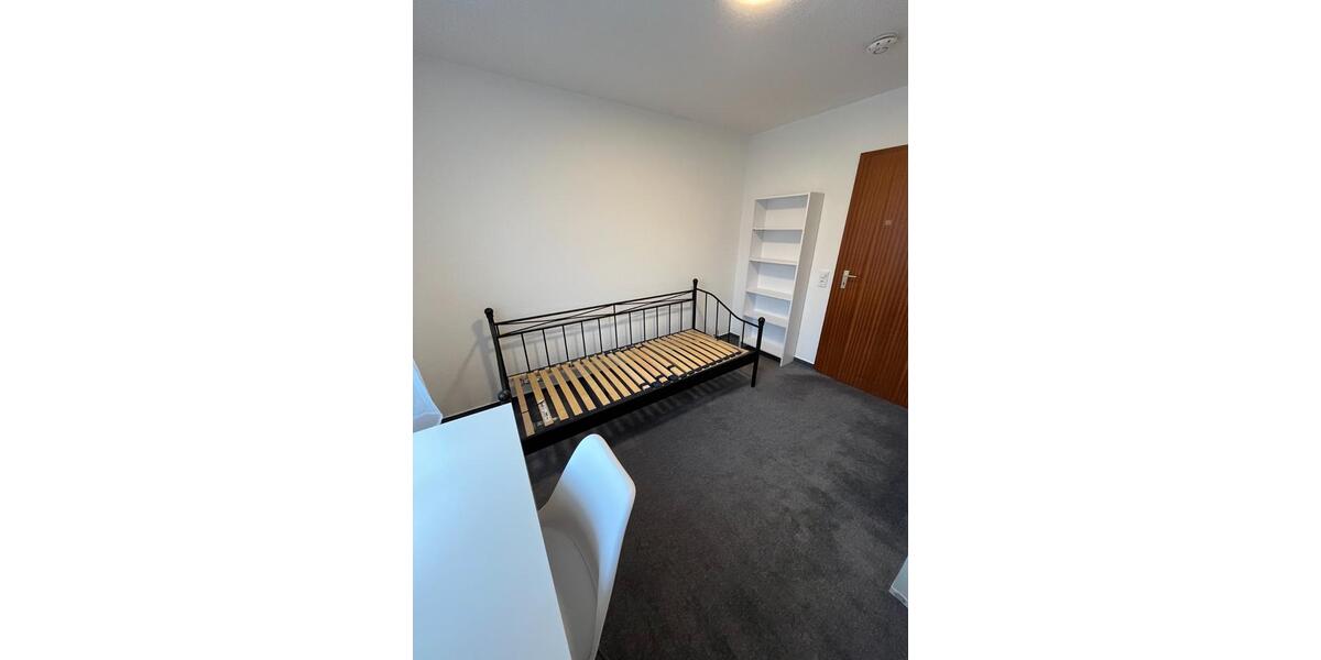 Etagenwohnung Sindelfingen Darmsheim - 3 Zimmer, 85 m&sup2;, 450&euro; | Angebot:24767522