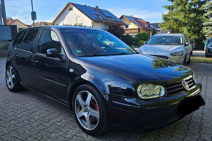 VW Golf 253.000 km 11.000 &euro; Pforzheim 75181