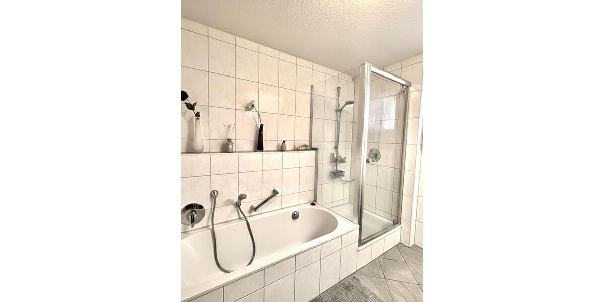 Etagenwohnung Korntal-Münchingen Münchingen - 4 Zimmer, 109 m&sup2;, 1.680&euro; | Angebot:26460103