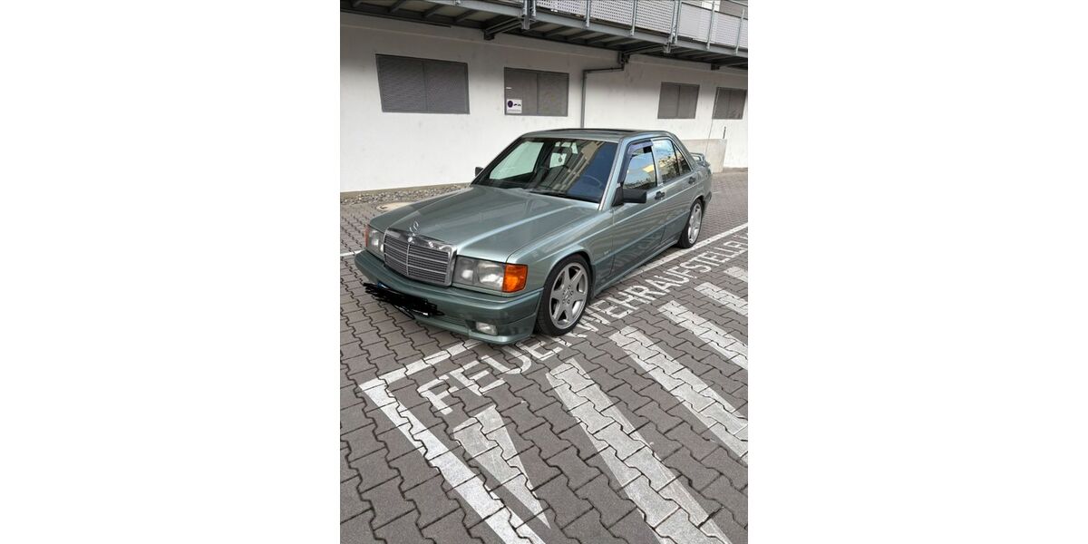 Mercedes-Benz 190 137.000 km 13.500 &euro; Stuttgart 70191