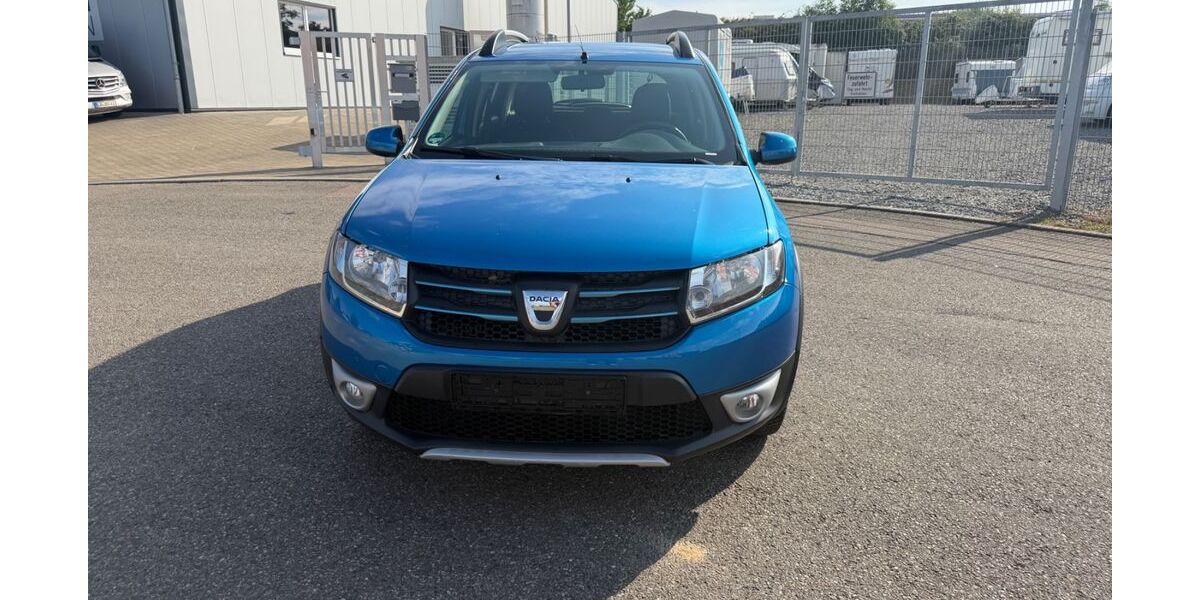 Dacia Sandero 106.000 km 3.450 &euro; Markgröningen 71706