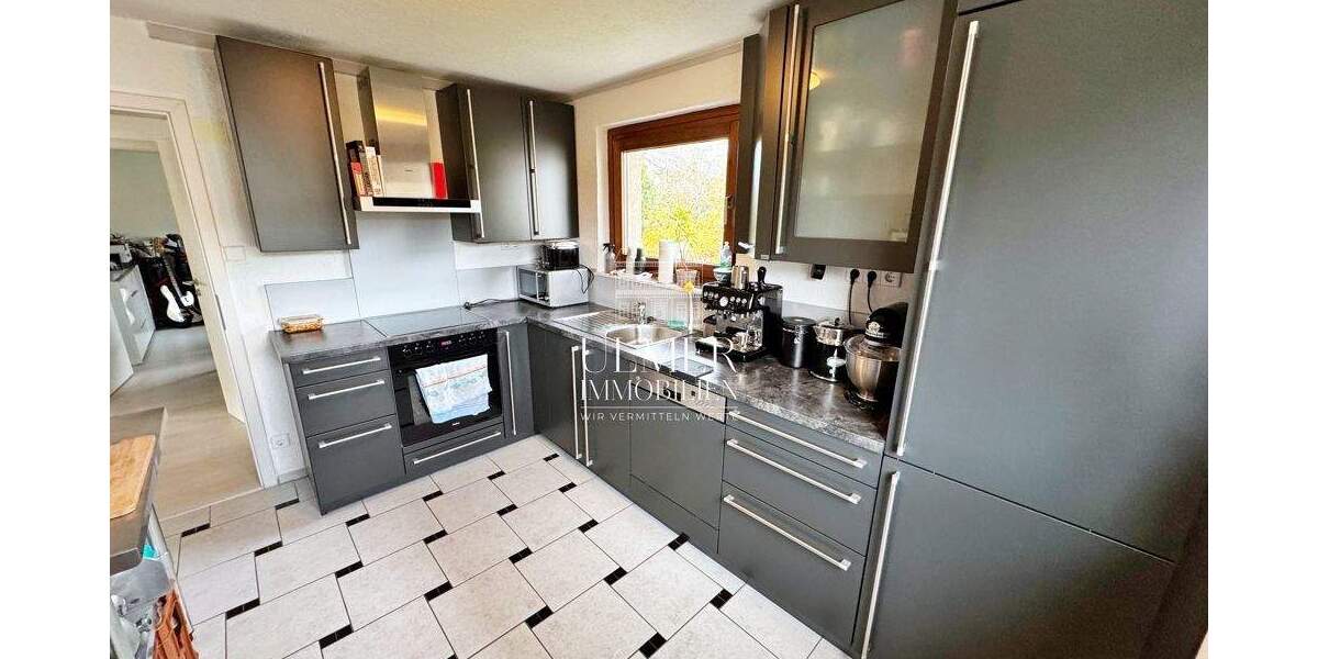 Einfamilienhaus Böblingen - 8 Zimmer, 154 m&sup2;, 660.000&euro; | Angebot:24814342