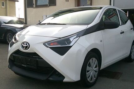 Toyota Aygo (X) 105.000 km 6.990 &euro; Sindelfingen 71065