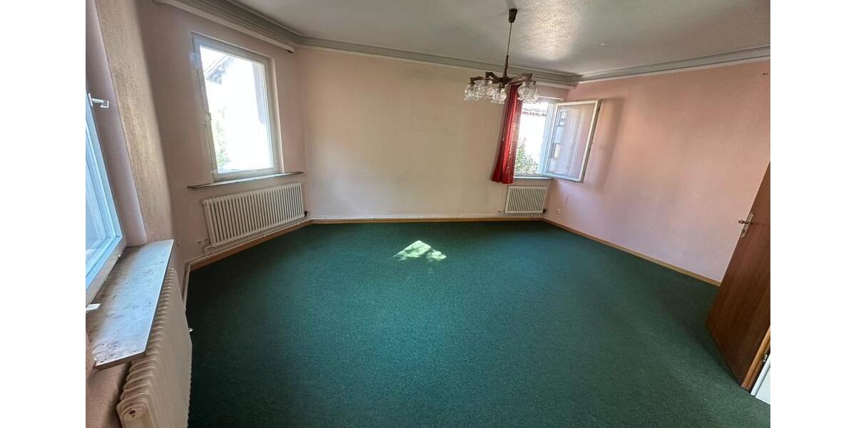 Etagenwohnung Leonberg - 4 Zimmer, 93 m&sup2;, 1.322&euro; | Angebot:27601229