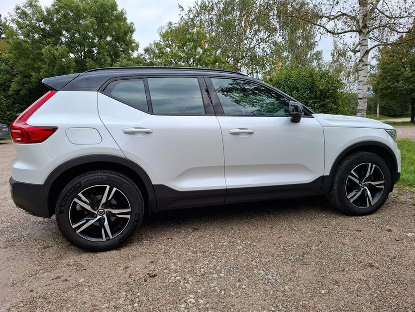 Volvo XC40 88.950 km 25.900 € Reutlingen 72762