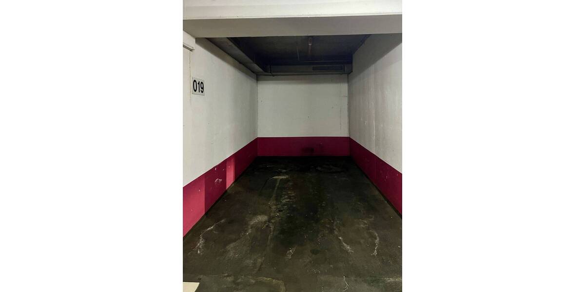 Garagen / Stellplätze Reutlingen Innenstadt - 17.500&euro; | Angebot:25706129