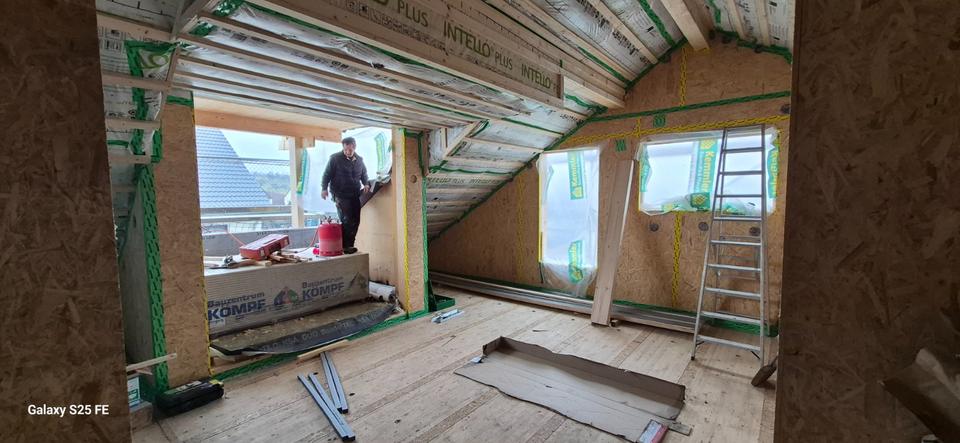 Dachgeschoßwohnung Reutlingen Altenburg - 2.5 Zimmer, 60 m&sup2;, 890&euro; | Angebot:24690438