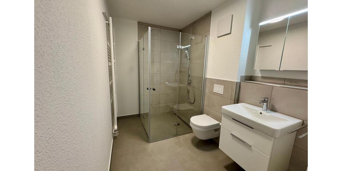 Etagenwohnung Remseck am Neckar - 3 Zimmer, 75 m&sup2;, 1.475&euro; | Angebot:26727643