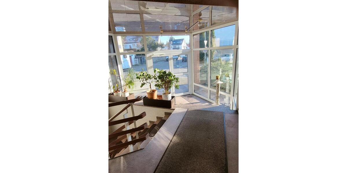 Etagenwohnung Böblingen - 1 Zimmer, 34 m&sup2;, 1.100&euro; | Angebot:24627406