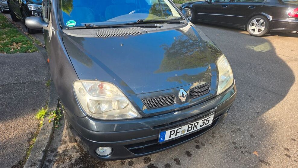 Renault Scenic 180.000 km 1.300 € Pforzheim 75173