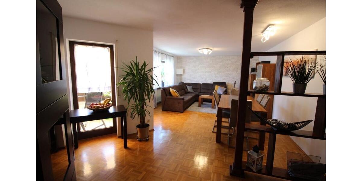 Etagenwohnung Böblingen Dagersheim - 3 Zimmer, 80 m&sup2;, 1.350&euro; | Angebot:26230211