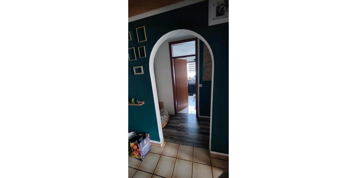 Etagenwohnung Reutlingen Sondelfingen - 3 Zimmer, 90 m&sup2;, 1.270&euro; | Angebot:27625162