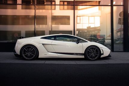 Lamborghini Gallardo 24.000 km 197.950 &euro; Tübingen 72072