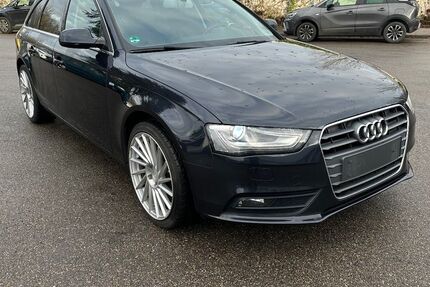 Audi A4 207.000 km 8.399 &euro; Möglingen/Ludwigsburg 71696