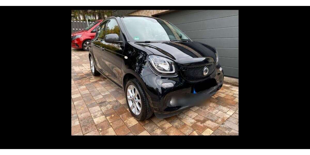 Smart forFour 64.499 km 9.299 &euro; Böblingen 71032