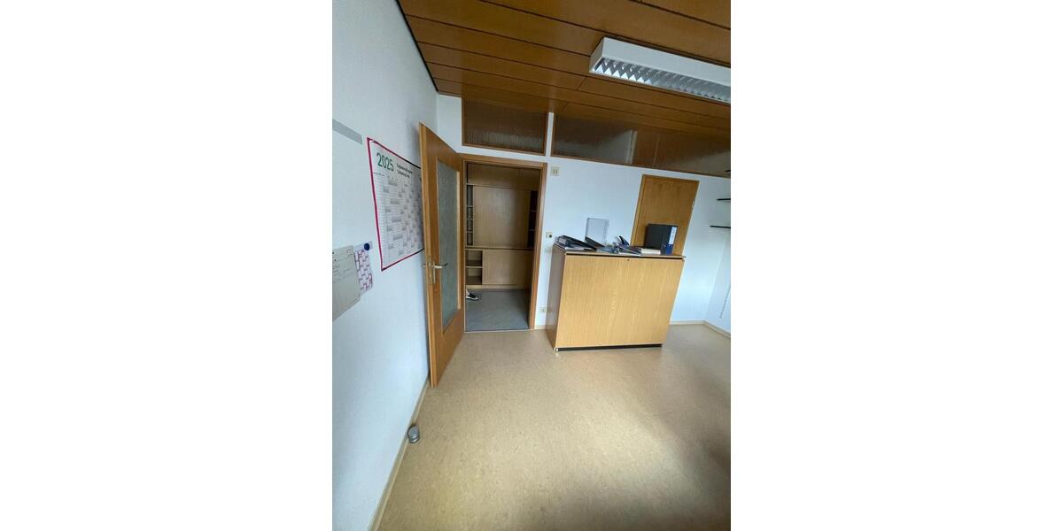 Gewerbeobjekt Nürtingen - 1.850&euro; | Angebot:26070085