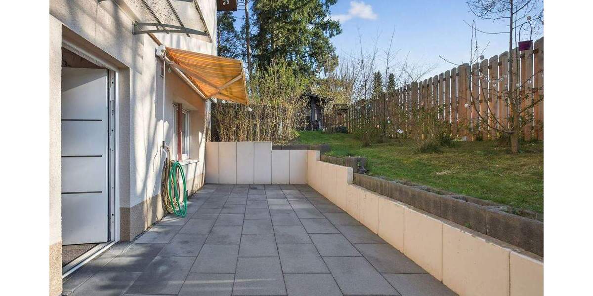 Mehrfamilienhaus, Wohnhaus Pforzheim Südoststadt - 8 Zimmer, 221 m&sup2;, 899.000&euro; | Angebot:25909413