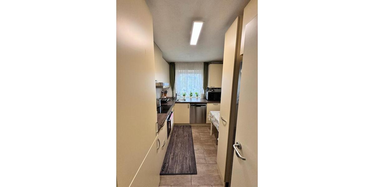 Erdgeschoßwohnung Metzingen - 4 Zimmer, 79 m&sup2;, 300.000&euro; | Angebot:24302643