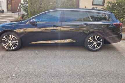 Opel Insignia 157.000 km 10.700 &euro; Böblingen 71032