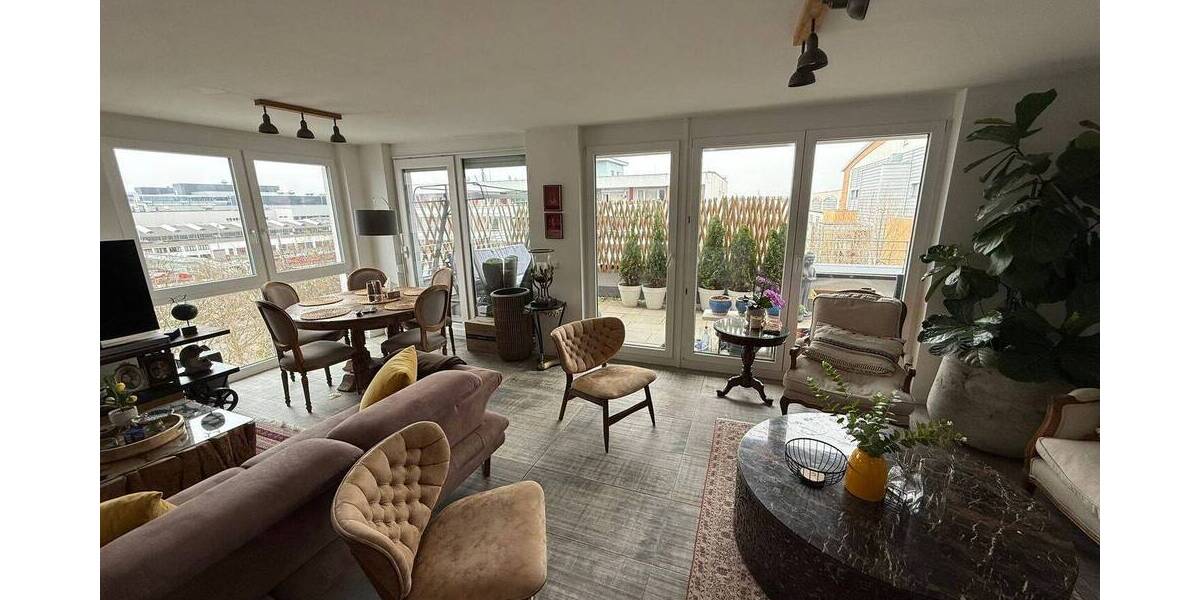 Terrassenwohnung Sindelfingen Mitte - 3 Zimmer, 108 m&sup2;, 1.650&euro; | Angebot:26471229