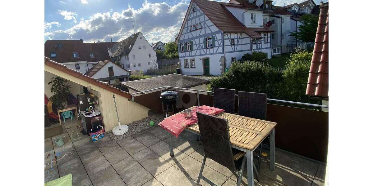 Etagenwohnung Rottenburg am Neckar - 4 Zimmer, 128 m&sup2;, 1.200&euro; | Angebot:27288692