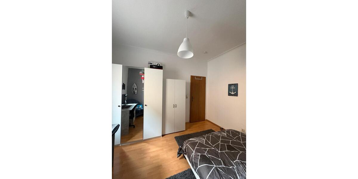 Erdgeschoßwohnung Stuttgart Zuffenhausen - 3 Zimmer, 63 m&sup2;, 1.095&euro; | Angebot:25932454
