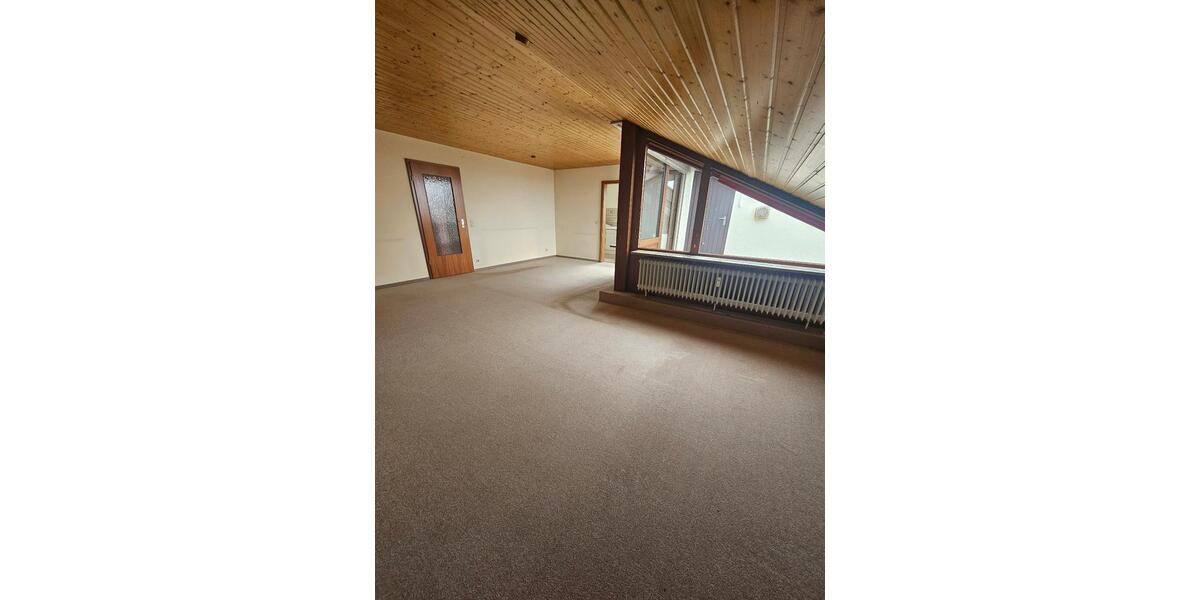 Dachgeschoßwohnung Wendlingen am Neckar - 2 Zimmer, 70 m&sup2;, 290.000&euro; | Angebot:24858351