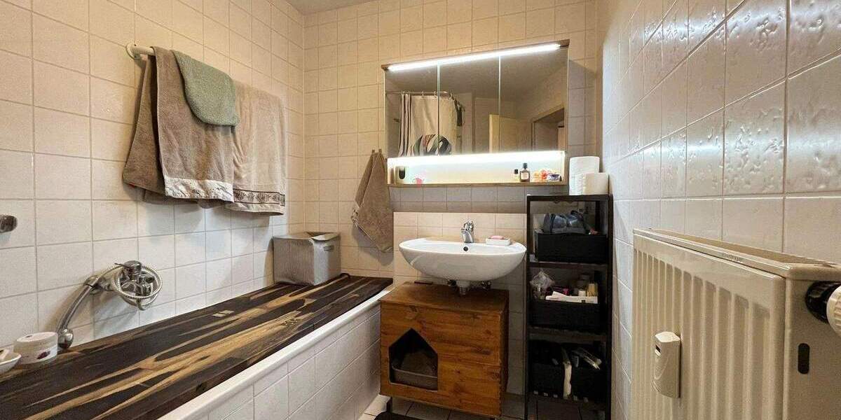 Etagenwohnung Stuttgart / Degerloch Degerloch - 2 Zimmer, 65 m&sup2;, 950&euro; | Angebot:24423975