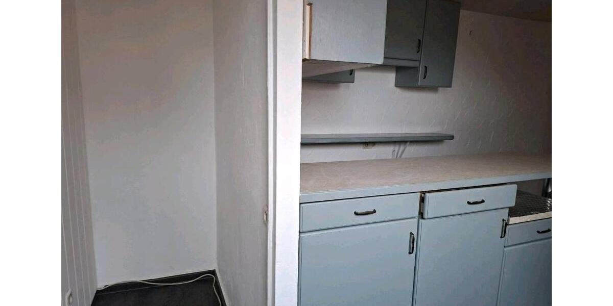 Dachgeschoßwohnung Reutlingen Reutlingen (Kernstadt) - 3.5 Zimmer, 78 m&sup2;, 730&euro; | Angebot:25992496