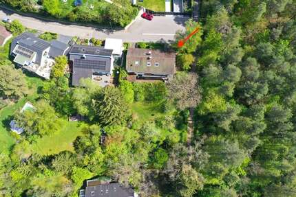 Haus zum Kaufen in Böblingen 695.000 € 218.32 m² 8 zimmer