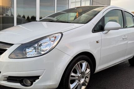 Opel Corsa 143.500 km 1.995 € Altensteig 72213