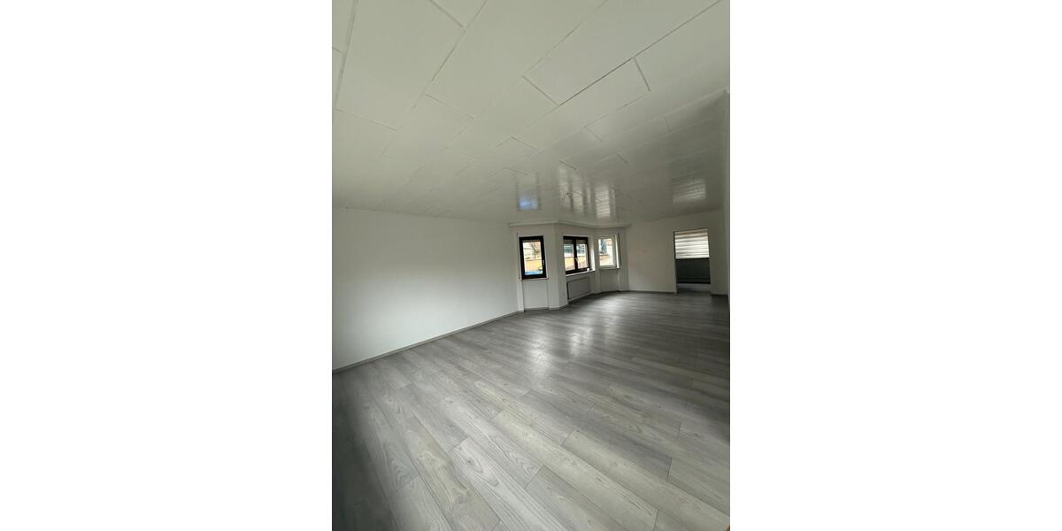 Erdgeschoßwohnung Pforzheim Eutingen - 3.5 Zimmer, 86 m&sup2;, 230.000&euro; | Angebot:25509863