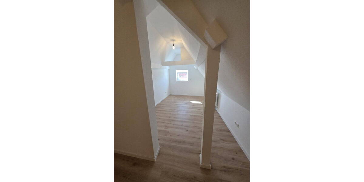 Doppelhaushälfte Nürtingen Neckarhausen - 8 Zimmer, 135 m&sup2;, 475.000&euro; | Angebot:26290170