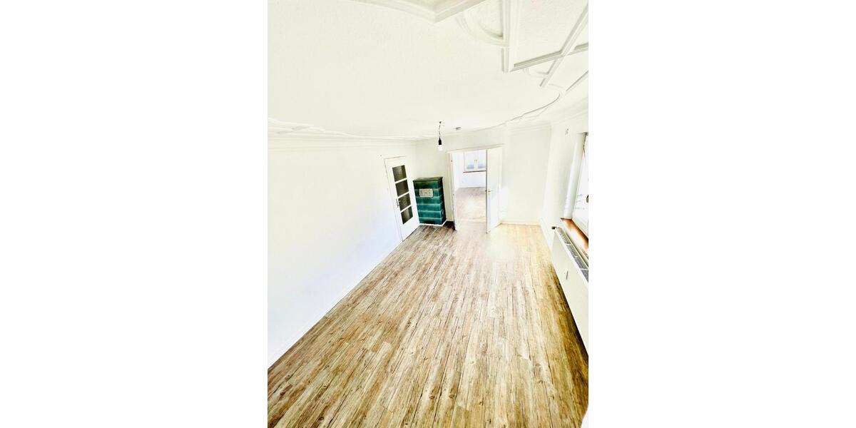 Erdgeschoßwohnung Pforzheim Eutingen - 3 Zimmer, 100 m&sup2;, 750&euro; | Angebot:24467955