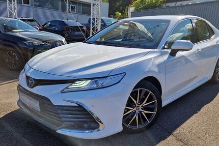 Toyota Camry 28.262 km 38.990 € Nürtingen 72622