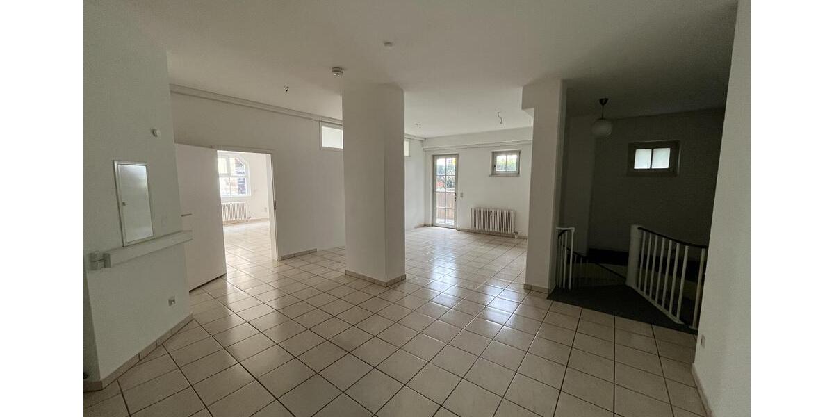 Gewerbeobjekt Herrenberg - 1.100&euro; | Angebot:24783417