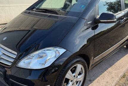 Mercedes-Benz A 180 194.000 km 3.250 &euro; Sindelfingen/Stuttgart 71069