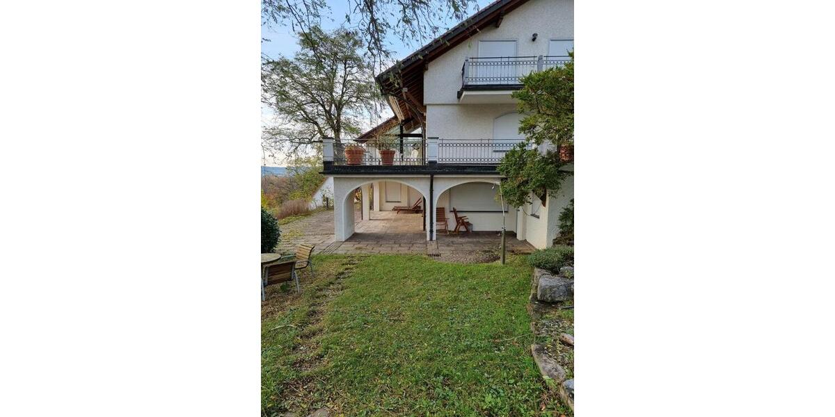 Villa Eberdingen - 9 Zimmer, 400 m&sup2;, 3.800&euro; | Angebot:24708328