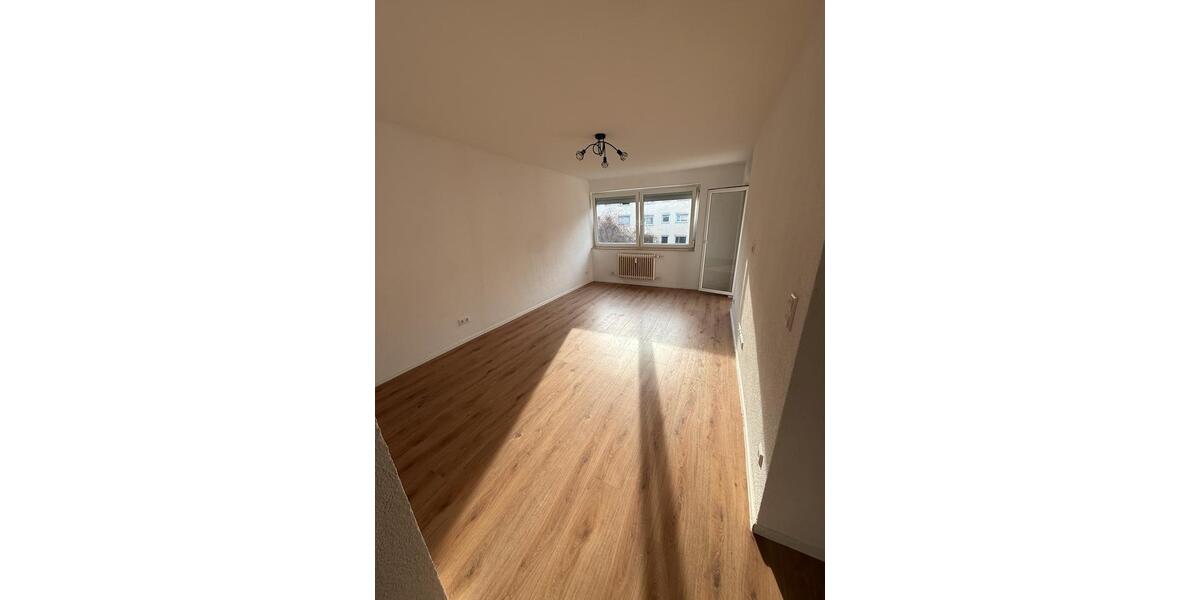 Etagenwohnung Esslingen am Neckar Brühl - 2.5 Zimmer, 55 m&sup2;, 1.250&euro; | Angebot:27608155