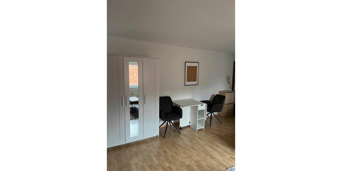 Dachgeschoßwohnung Stuttgart Stuttgart-Süd - 1.5 Zimmer, 45 m&sup2;, 1.200&euro; | Angebot:27625072