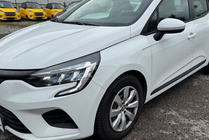 Renault Clio 65.289 km 10.900 € Holzgerlingen 71088