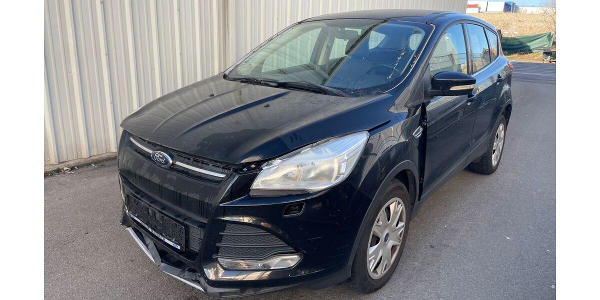 Ford Kuga 163.000 km 4.990 &euro; Böblingen 71034
