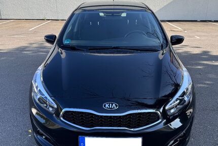 Kia ceed / Ceed 93.584 km 8.872 &euro; Böblingen 71032