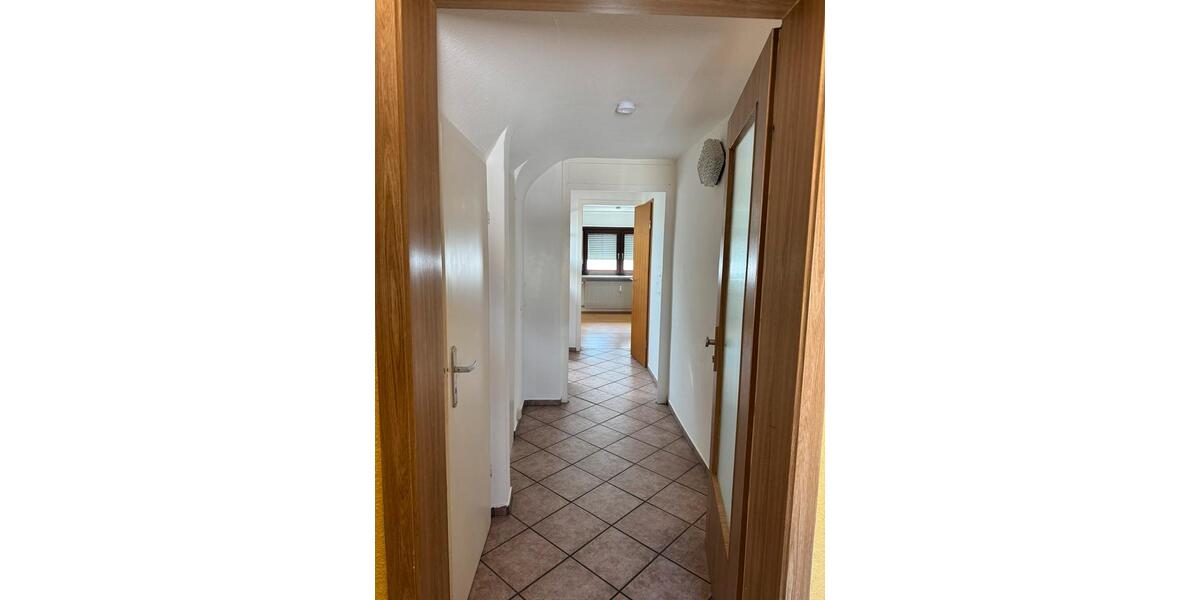 Dachgeschoßwohnung Waldenbuch - 2 Zimmer, 54 m&sup2;, 700&euro; | Angebot:26587026