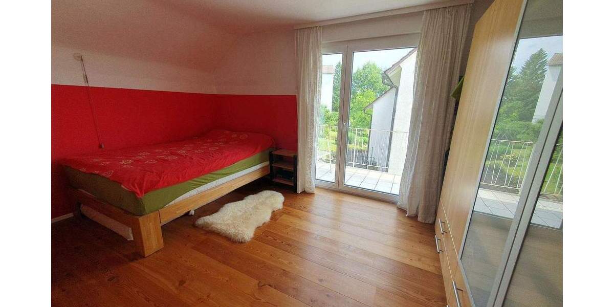 Einfamilienhaus Esslingen Oberesslingen - 7 Zimmer, 170 m&sup2;, 850.000&euro; | Angebot:24788470