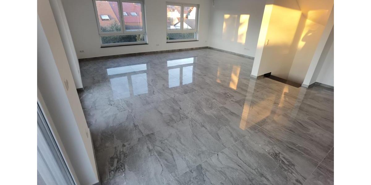 Etagenwohnung Großbettlingen - 4 Zimmer, 128 m&sup2;, 2.100&euro; | Angebot:26478696