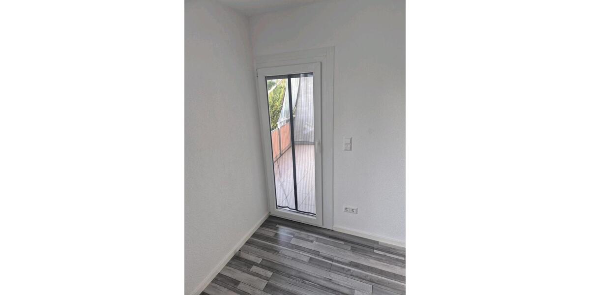 Erdgeschoßwohnung Stuttgart Zuffenhausen - 1 Zimmer, 60 m&sup2;, 270.000&euro; | Angebot:24514643